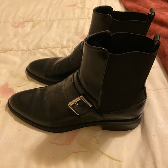 Zara Black Pull On Booties - Picture 2 of 3